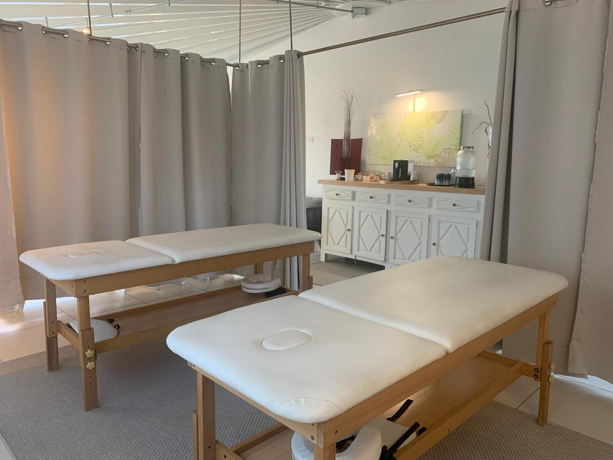 Les Criquets Hotel & Spa Blanquefort  Kültér fotó