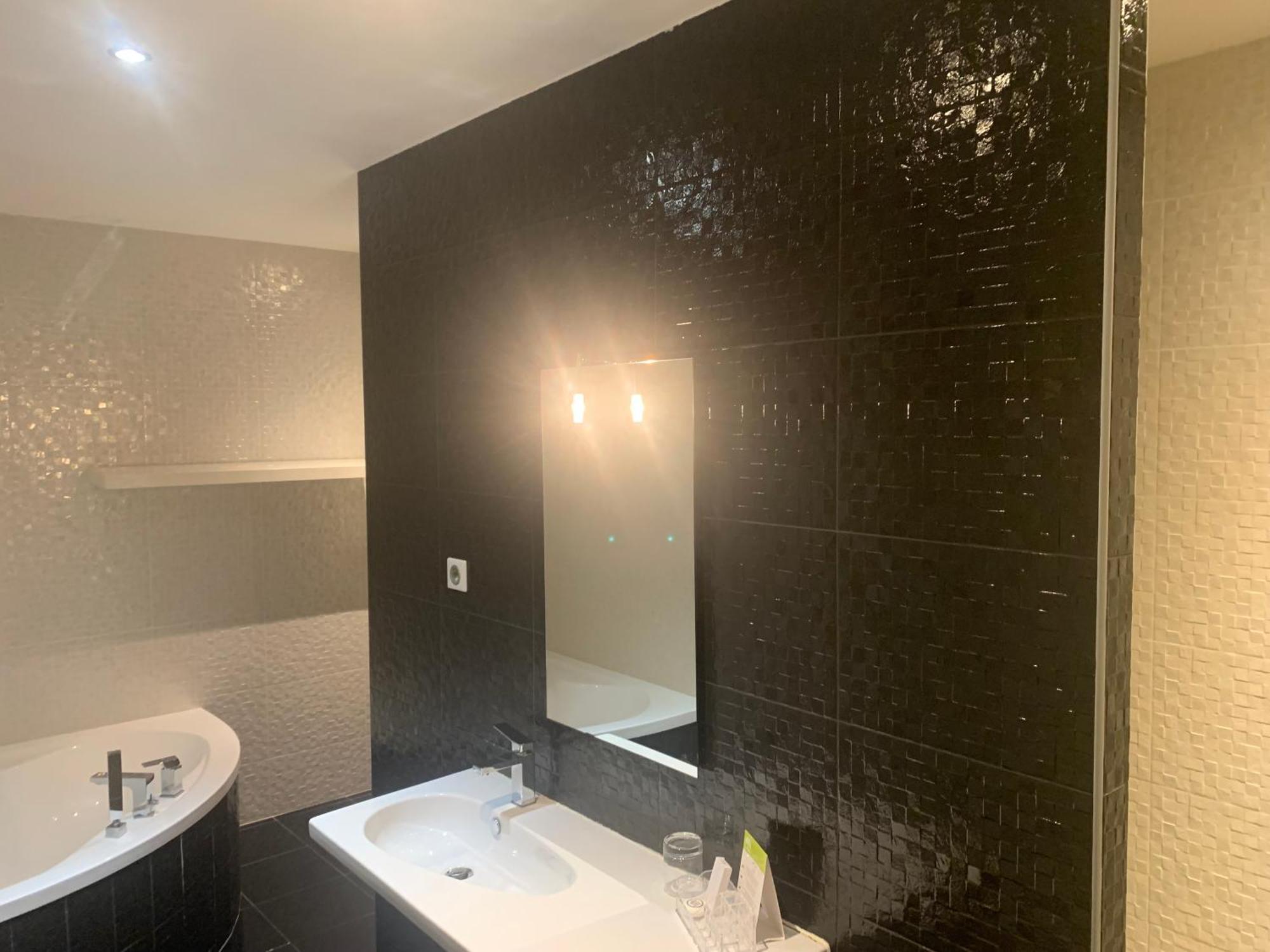 Les Criquets Hotel & Spa Blanquefort  Kültér fotó